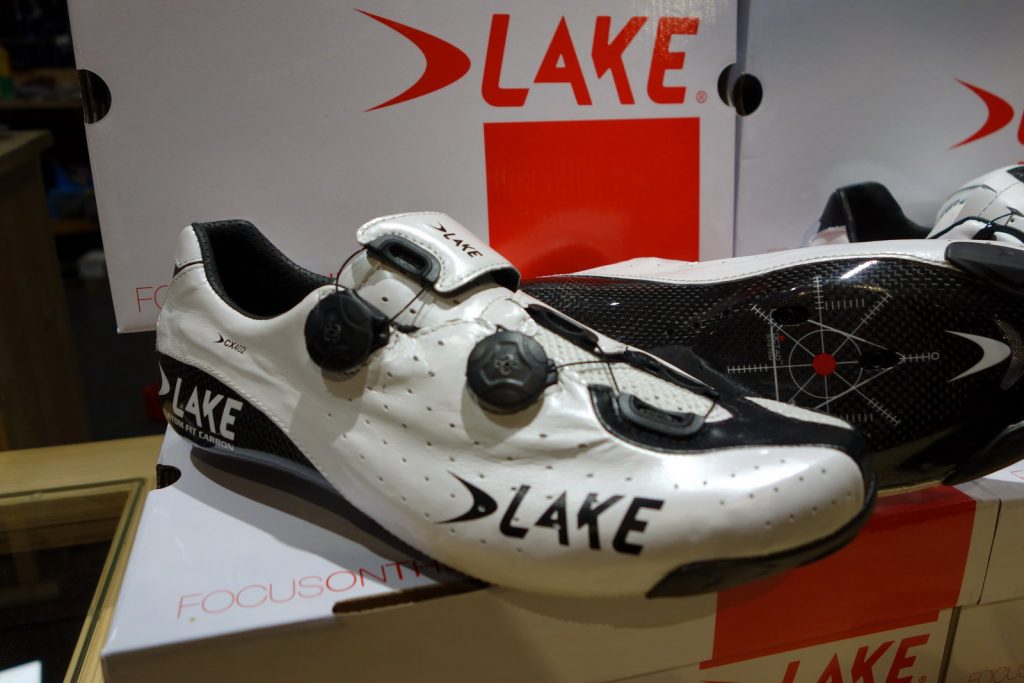 lake CX 402